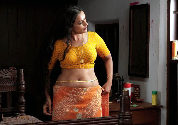 rathi nirvedam movie spicy hot photoshoot